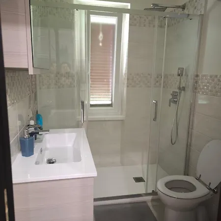 Modern And Quiet * רומא