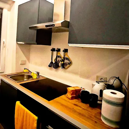 Modern And Quiet * רומא
